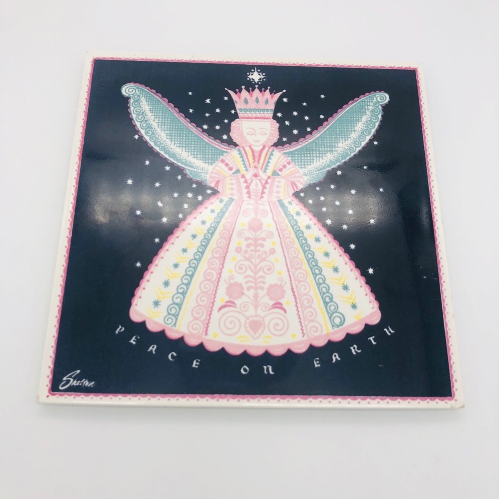 Gorgeous VTG Crowned Angel Peace On Earth Trivet